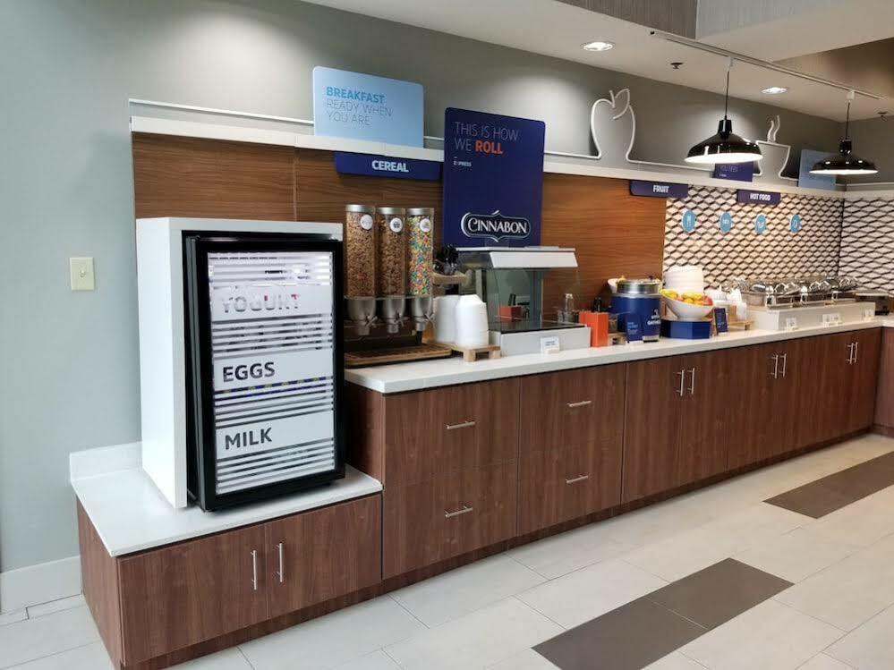 Holiday Inn Express Hotel & Suites Louisville South-Hillview, An Ihg Hotel Extérieur photo